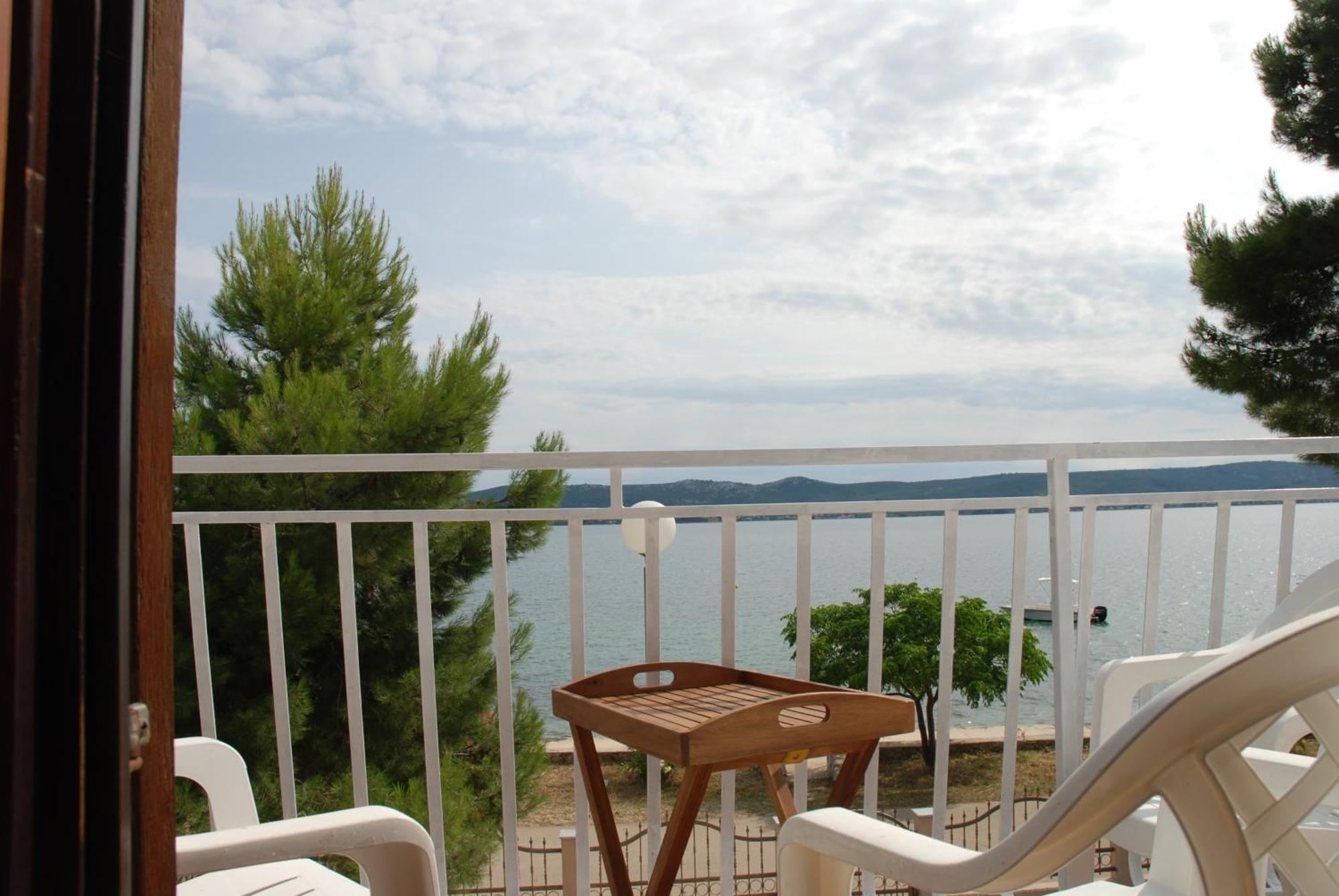 5 Meters From The Sea With Private Beach - 70M2 Colibri Sunset Apartments Sveti Petar  Extérieur photo